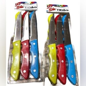 New in Package! 12 steak knives.  17H